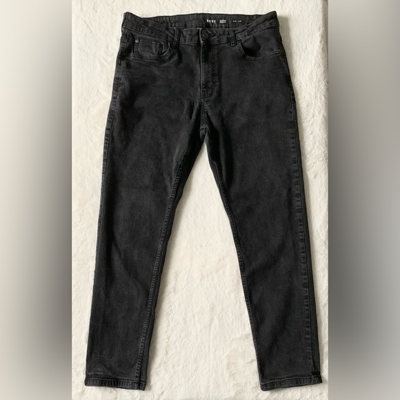 Dkny Other - DKNY Bedford Straight Black Skinny Jeans